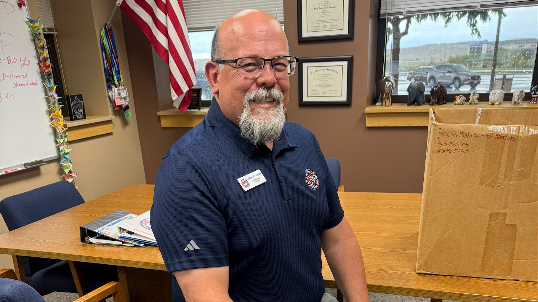 Gholson named Douglas Middle School principal, earns regional honor
